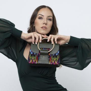 Sac Marimba Couture - modèle vert, façade huipil