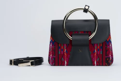 Sac à main en cuir et Huipil de Marimba Couture, modèle El Nativo de couleur noir