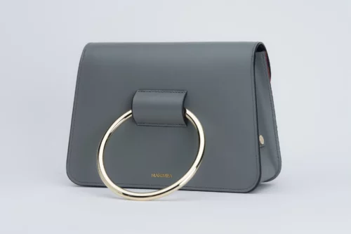 Sac à main en cuir et Huipil de Marimba Couture, modèle El Nativo de couleur gris