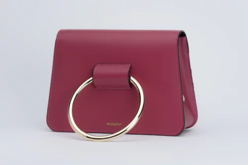 Sac à main en cuir et Huipil de Marimba Couture, modèle El Nativo de couleur rose